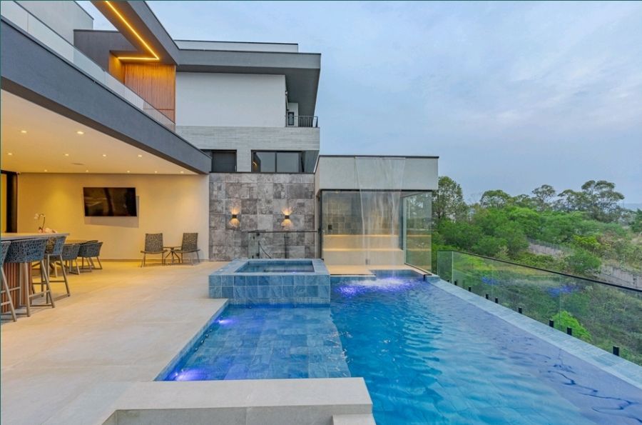 Casa em Condomínio - Venda - Loteamento Residencial e Comercial Horto Florestal - Jundiaí - SP