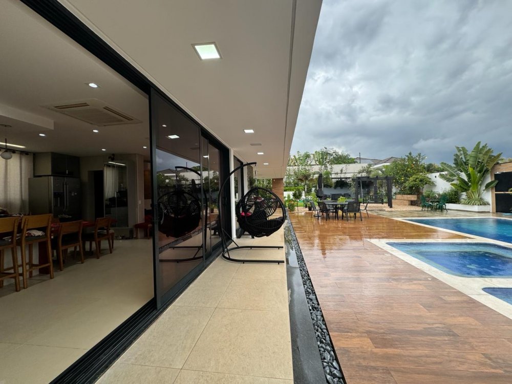 Casa Alto Padrão - Venda - Não Informado - Jundiaí - SP